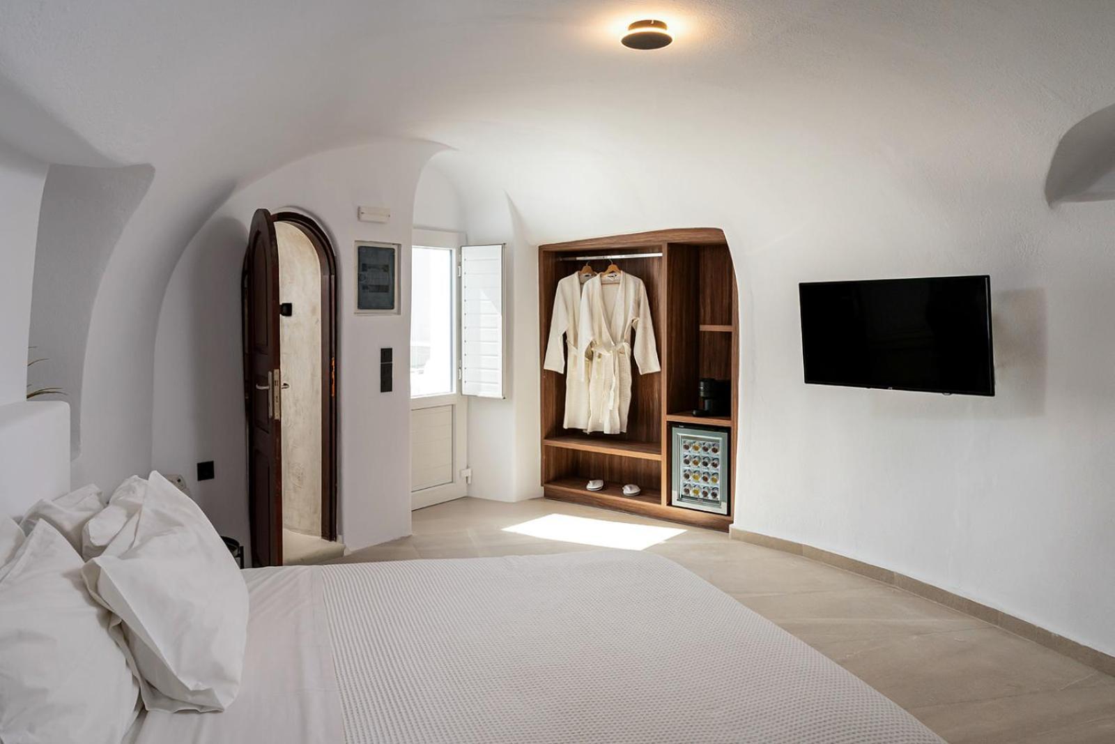 Enalion Suites Oía Dış mekan fotoğraf
